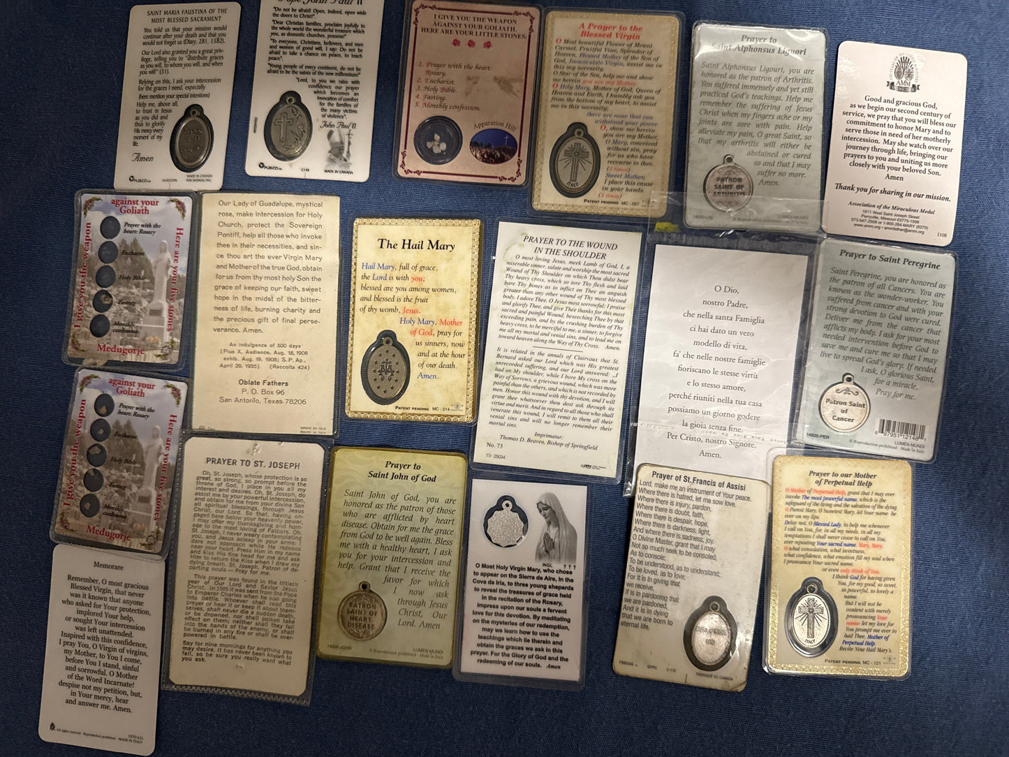 Laminated Holy Cards 2 - Lot of 19 cards with medals