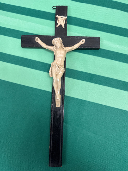Crucifix 33 - gentle wood 13”x6.5”