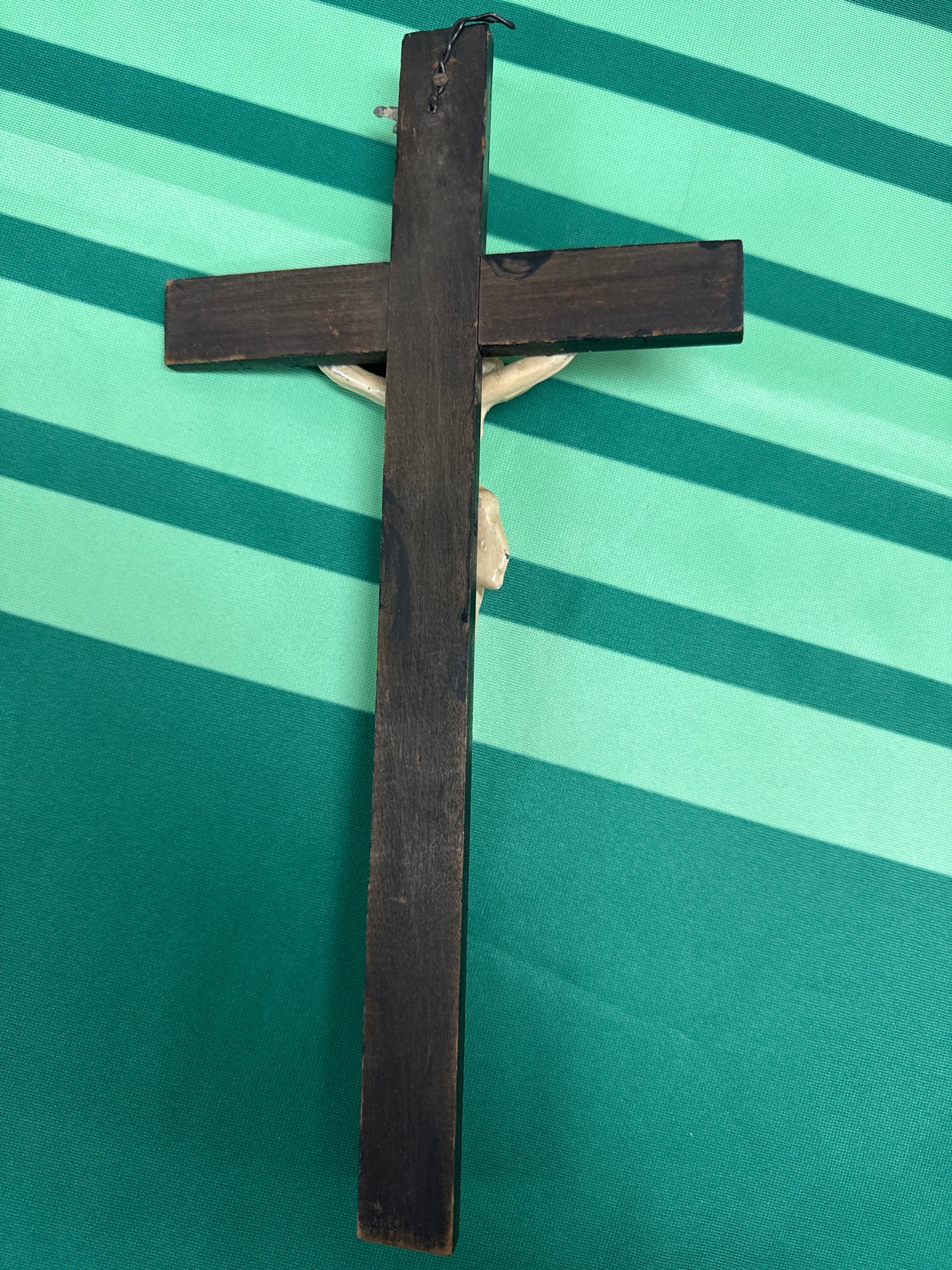 Crucifix 33 - gentle wood 13”x6.5”