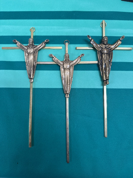 Crucifix 46 - lot of 3 brass 10”x5.25”